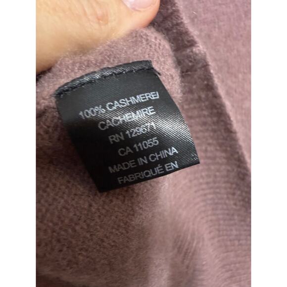 360 Cashmere V Neck 100% Cashmere Sweater Sz. XS - Picture 4 of 5